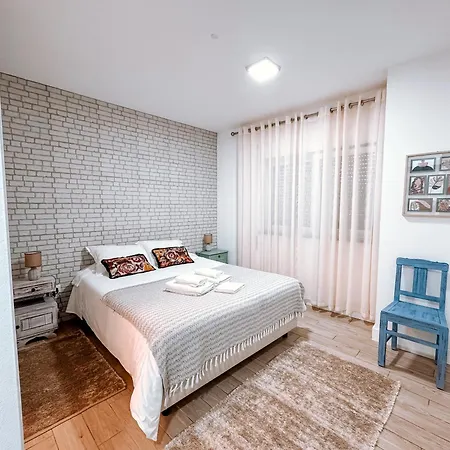Bed & Breakfast Ninho D'arara Tondela