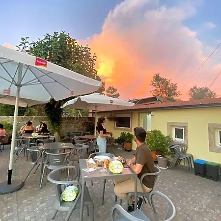 Ninho D'arara Couette-café