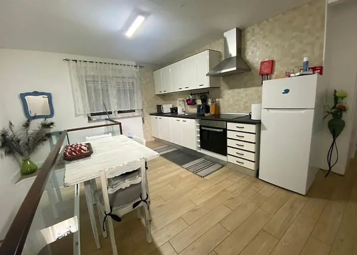 Ninho D'arara 톤델라